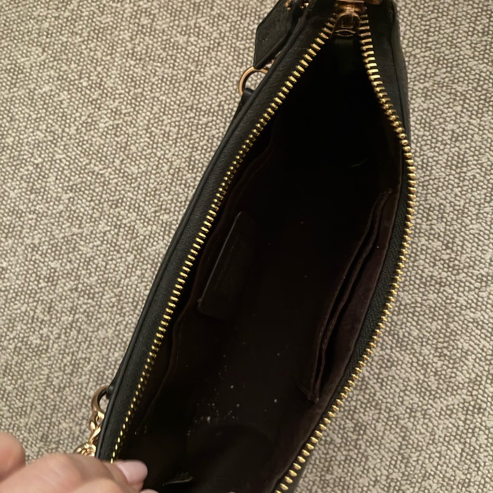 Coach Black and Gold Leather Shoulder Bag - Picture 4 of 4